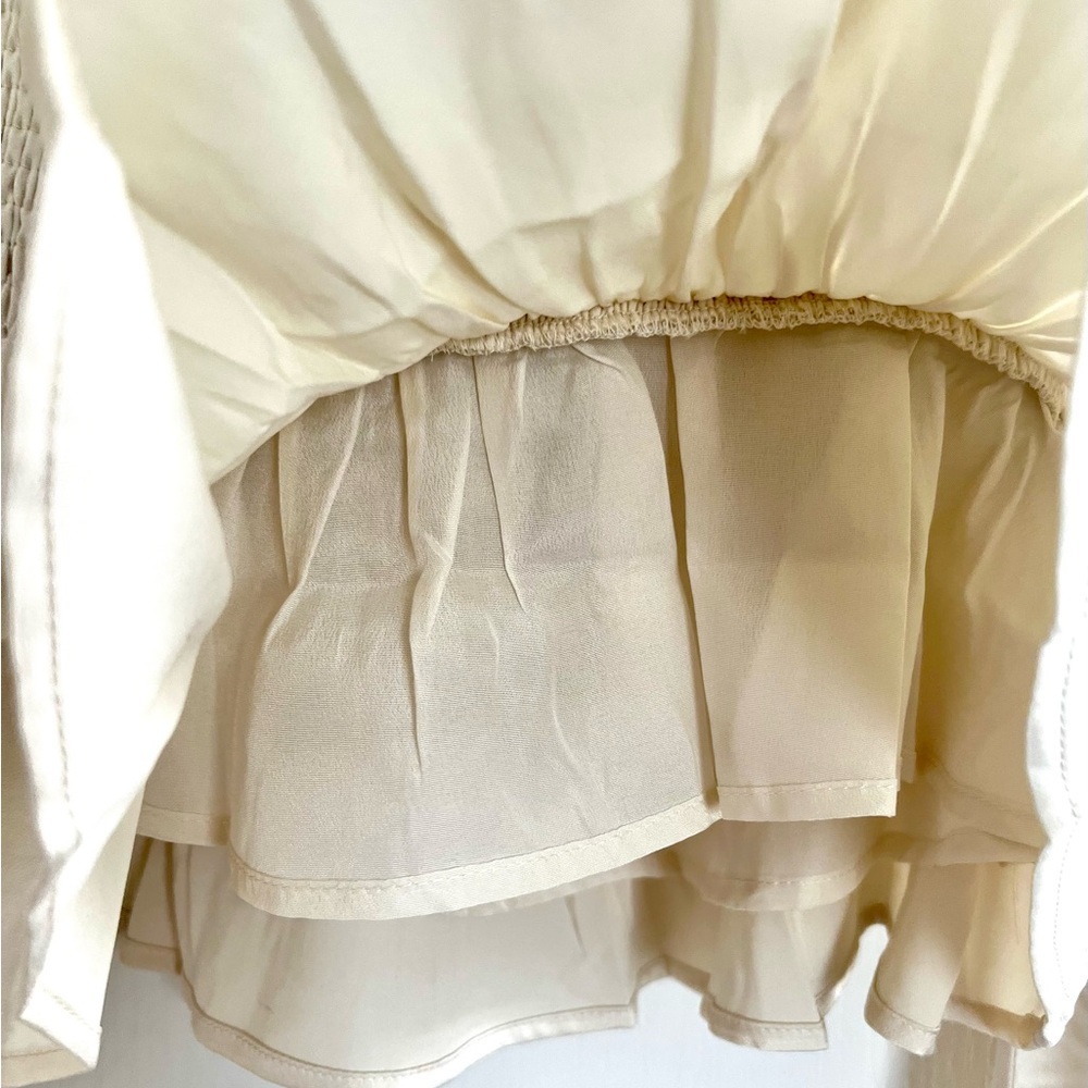 🌟SIX / FIFTY Ruched Blouse - Picture 6 of 8